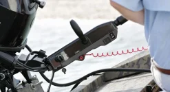 MOTEUR TOHATSU 4 TEMPS TRI-CYLINDRE 30CV- BARRE FRANCHE