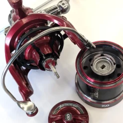 MOULINET SURFCASTING EMBLEM SURF 35 SCW QD R DAIWA