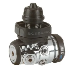 Pack détendeur de plongée MK17 EVO 2 DIN C370 + Octopus R105 + manomètre SCUBAPRO